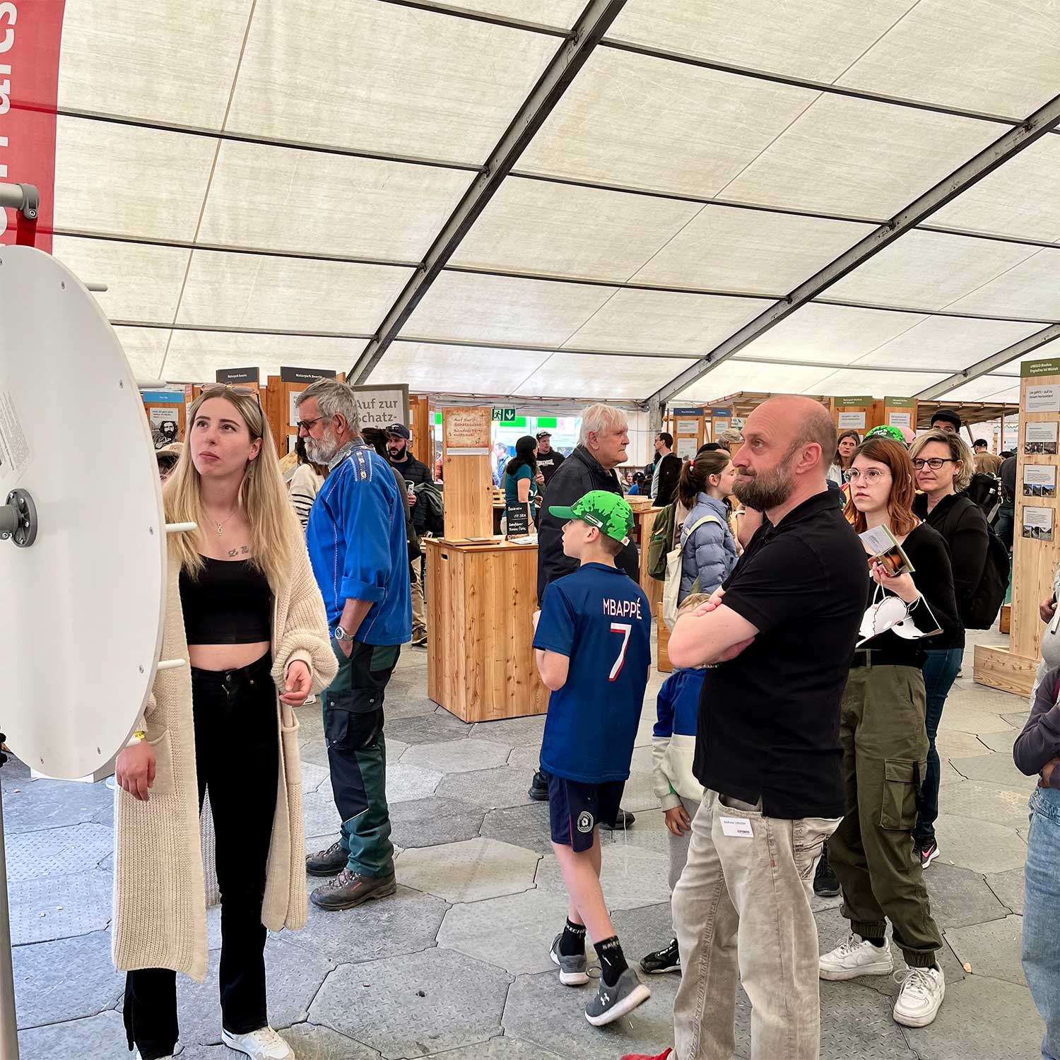 Glücksrad am Agrischa-Stand von Repower