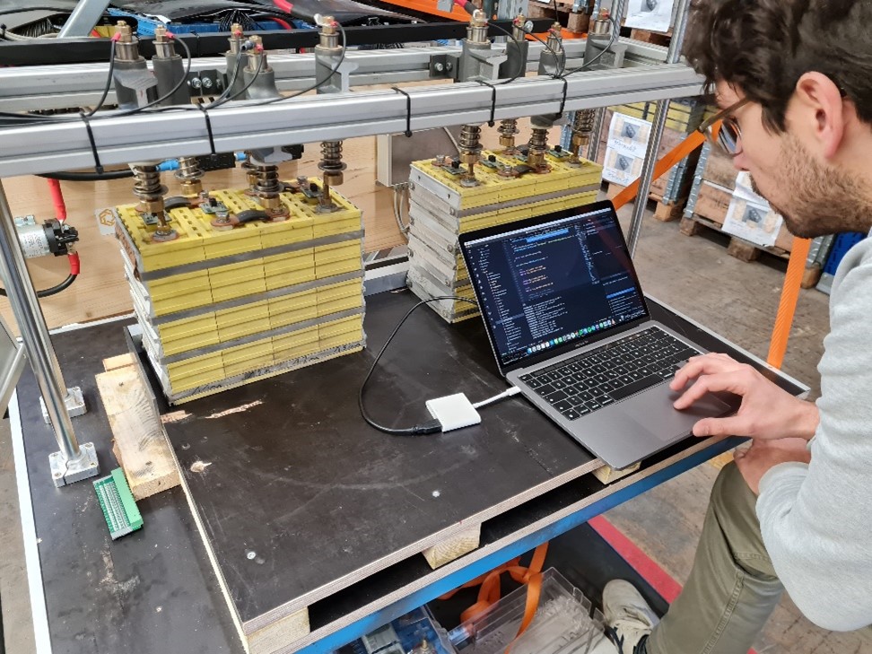 Prüfung von Batterien als stationäre Stromspeicher