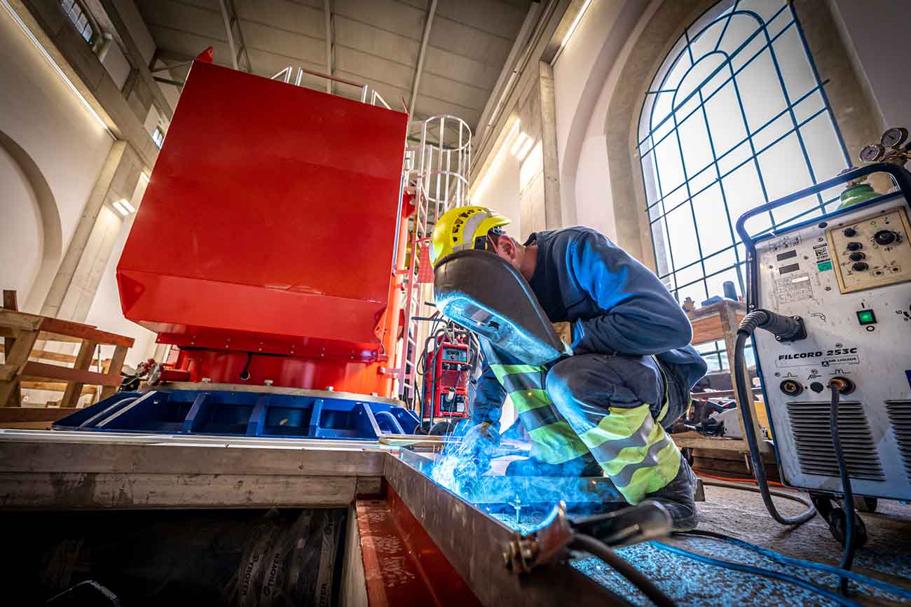 Lavori di costruzione per l'ammodernamento completo della centrale elettrica di Robbia